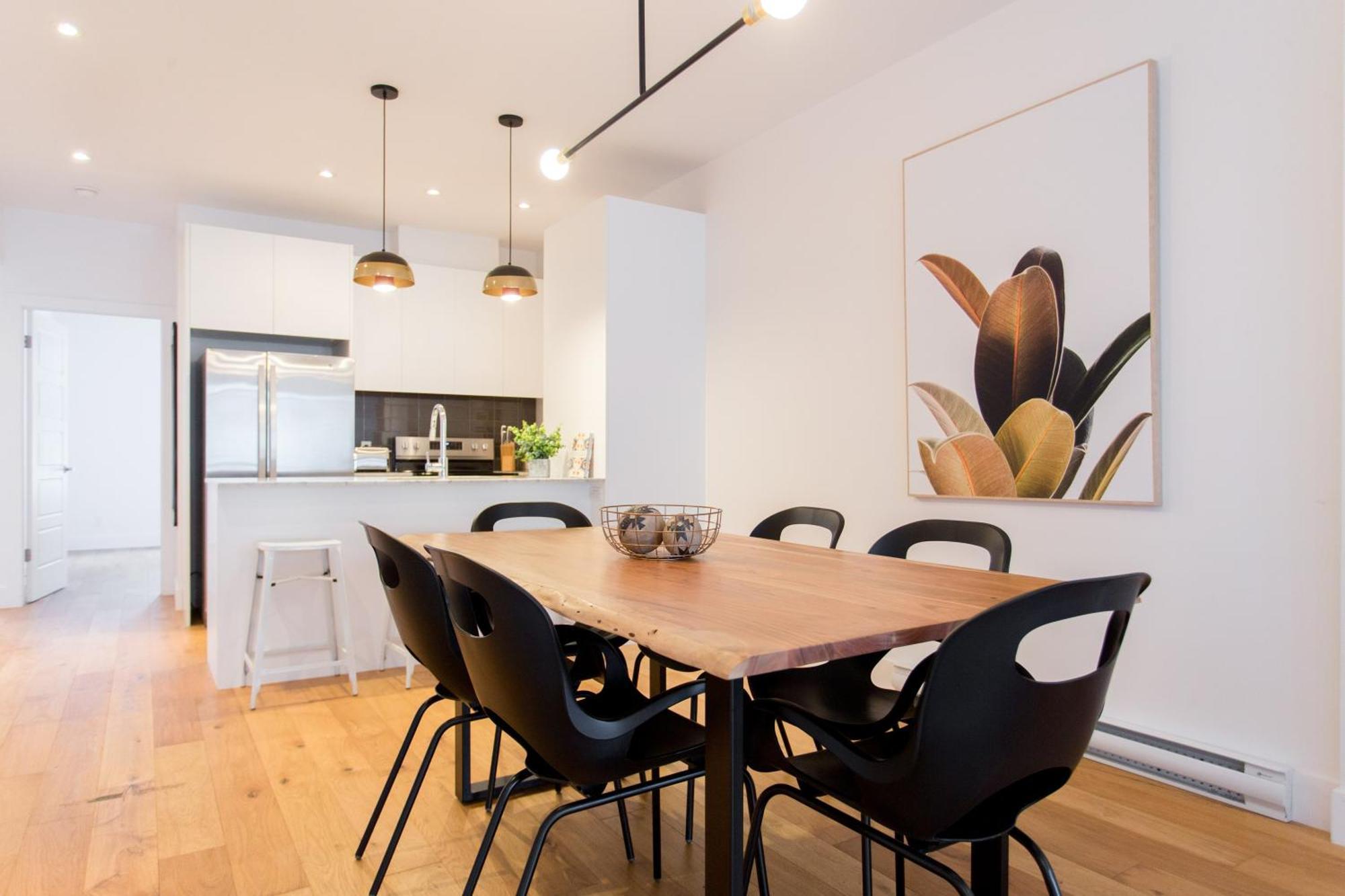 Hip, Stylish Apartment In Little Italy By Den Stays A Монреаль Номер фото